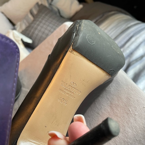 Valentino Bow Tie Booties - Picture 4 of 4